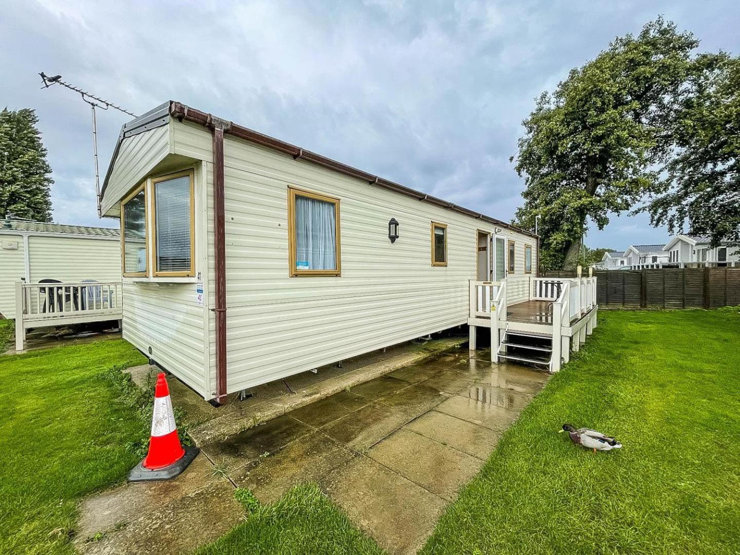 8 Berth Caravan At Manor Park Free Wifi * Hunstanton