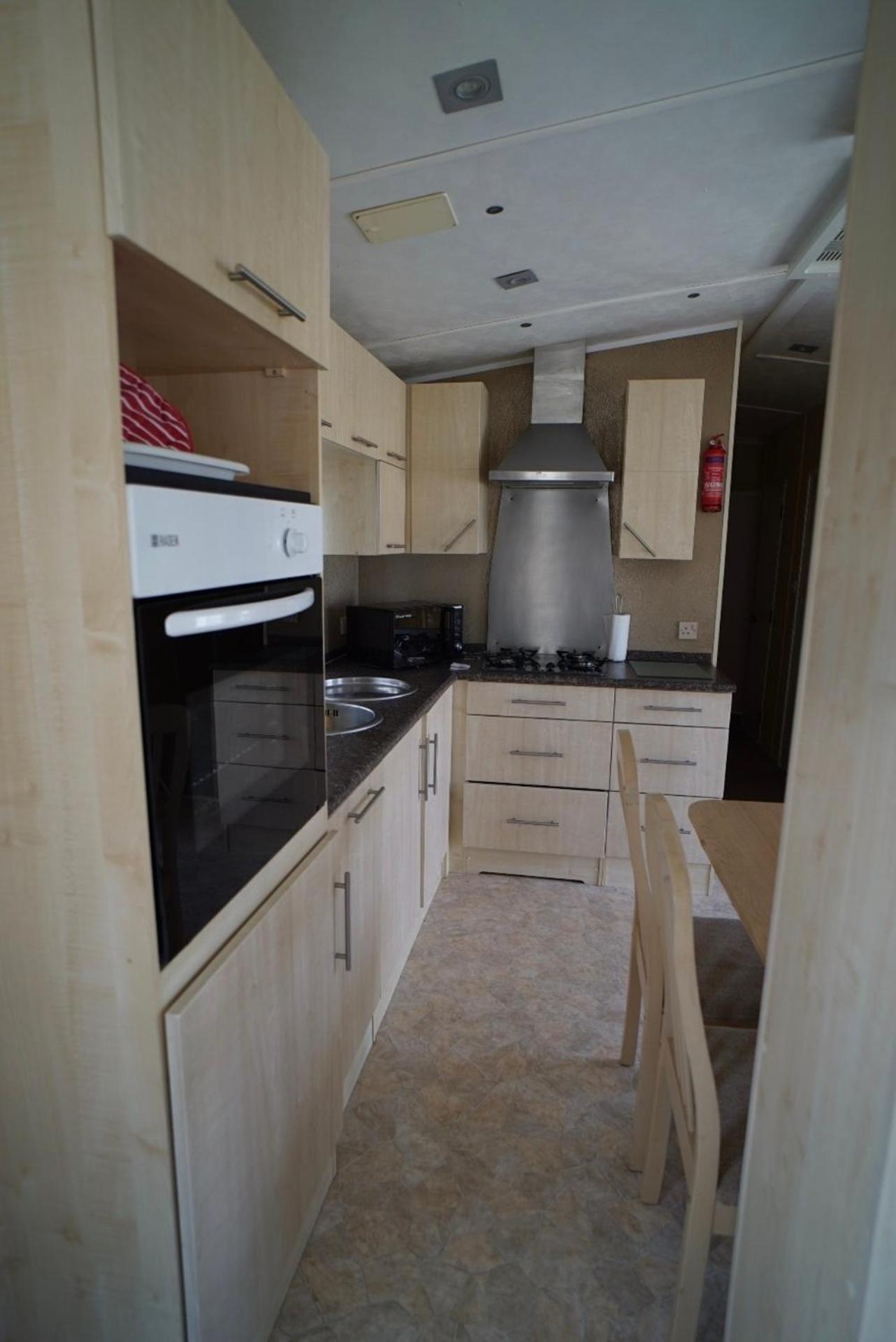 Chalet 8 Berth Caravan At Manor Park Free Wifi