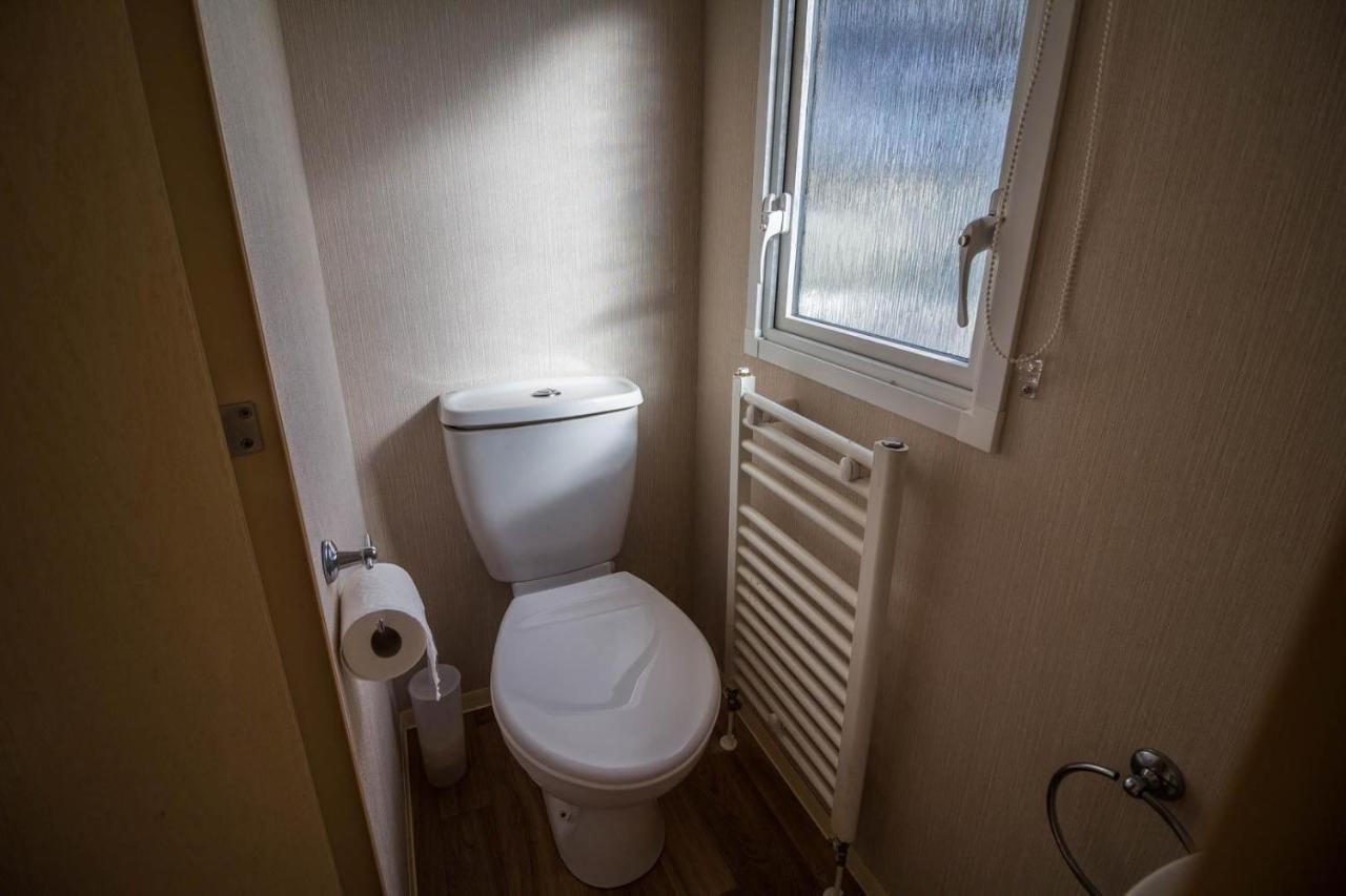 Chalet 8 Berth Caravan At Manor Park Free Wifi Hunstanton