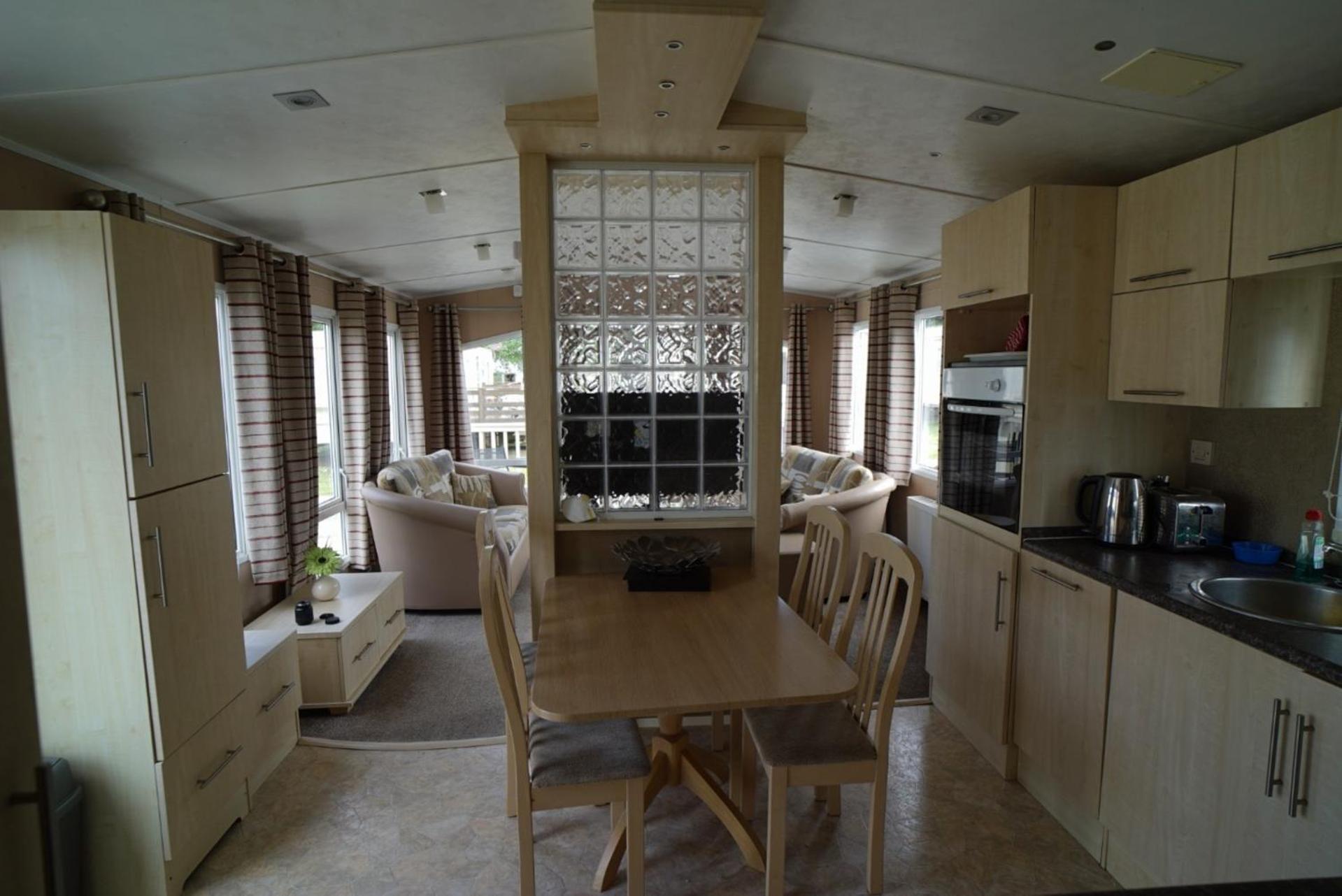 Chalet 8 Berth Caravan At Manor Park Free Wifi